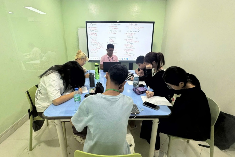 nen-chon-giao-vien-philippines-hay-giao-vien-ban-ngu-khi-hoc-tieng-anh-online